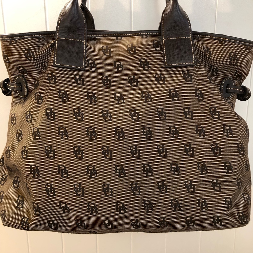 Large Dooney & Bourke shoulder bag - Picture 4 of 8